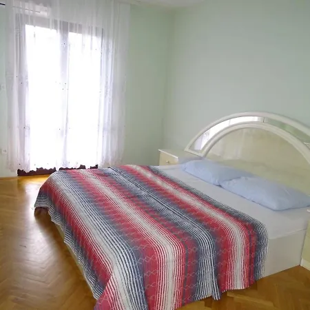 Zana * Stan Trigraci