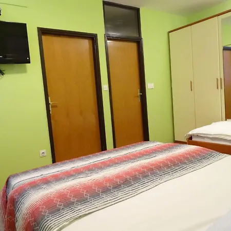 Zana * Stan Trigraci