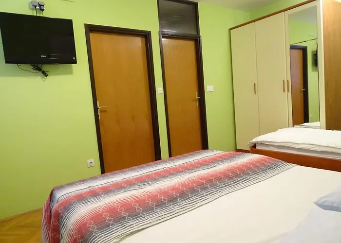 Zana * Stan Trigraci