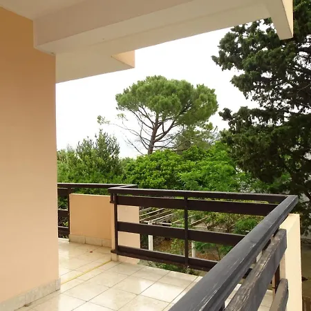 Zana Apartment Stan Trigraci