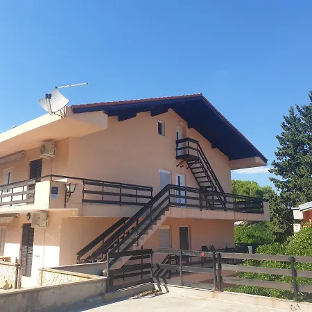 Zana Apartment *